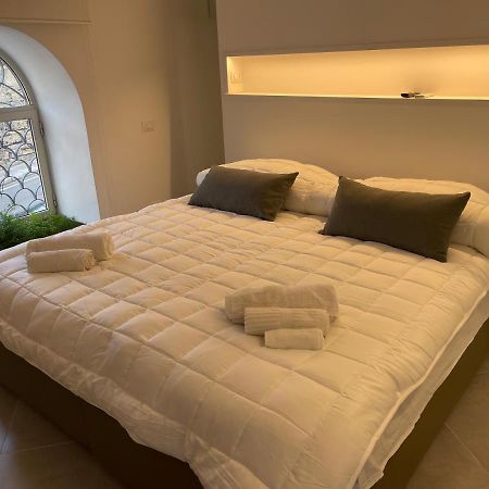 Cathedral House Design Apartamento Palermo Exterior foto